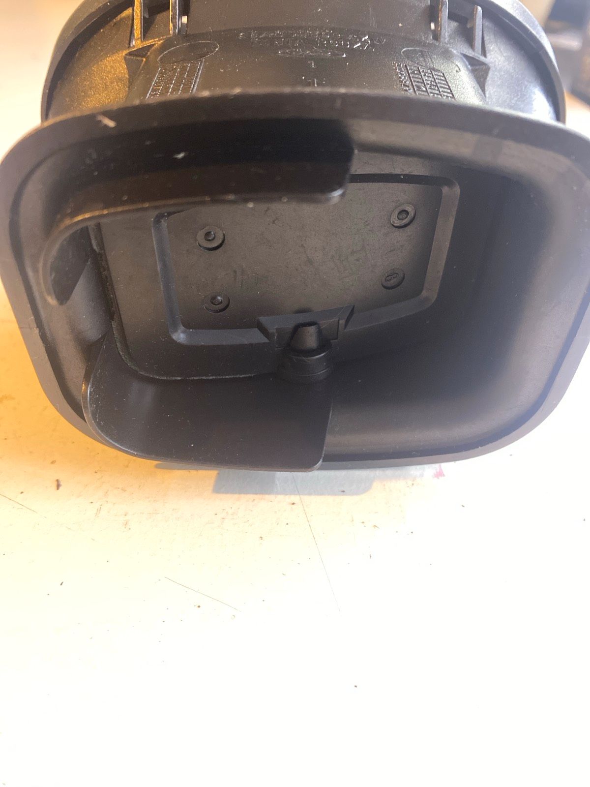 Ford Focus 2000 Seitliches Luftgitter 98AB19893BJW