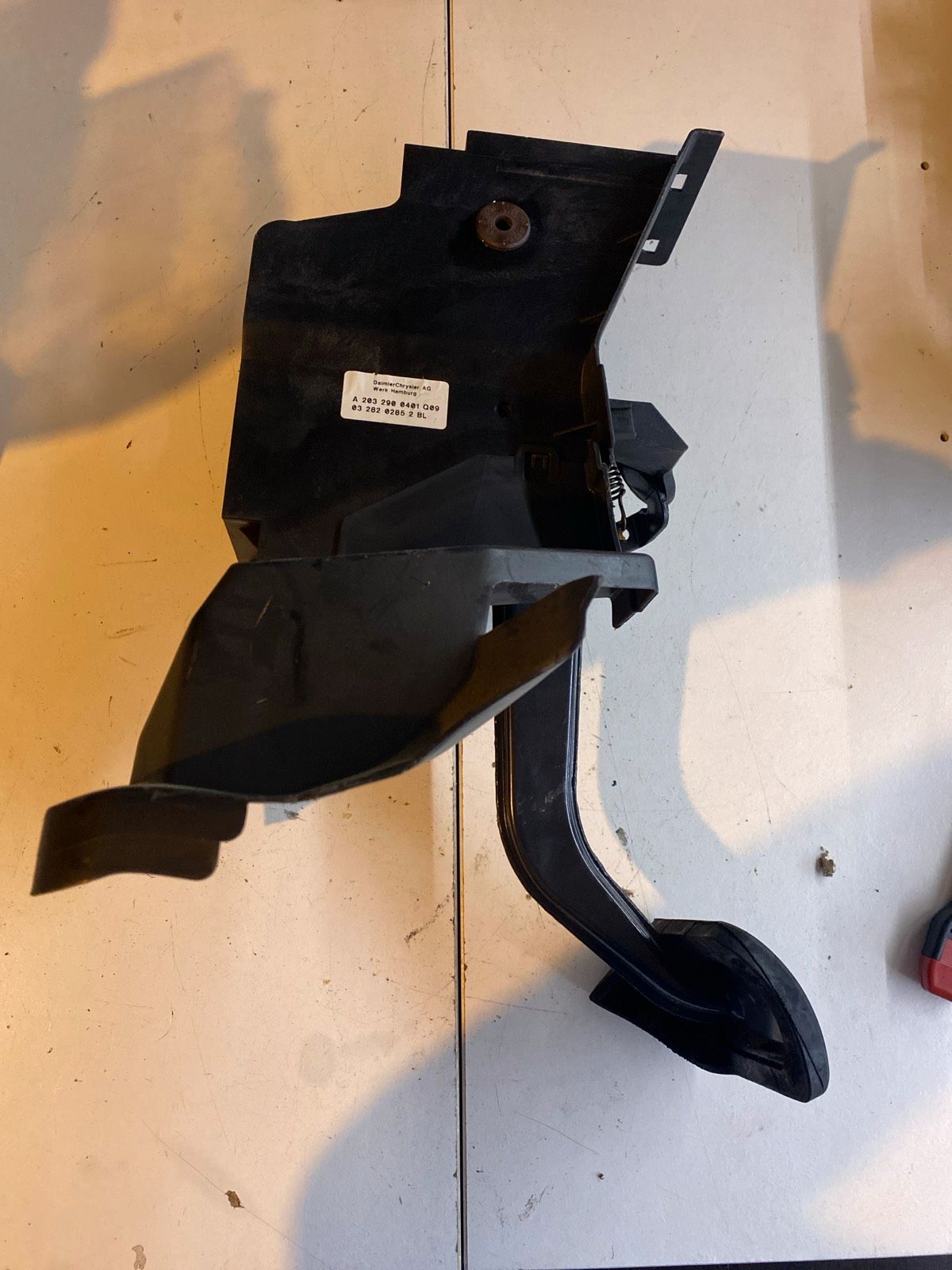 Mercedes W203 Bremspedal A2032900401Q09