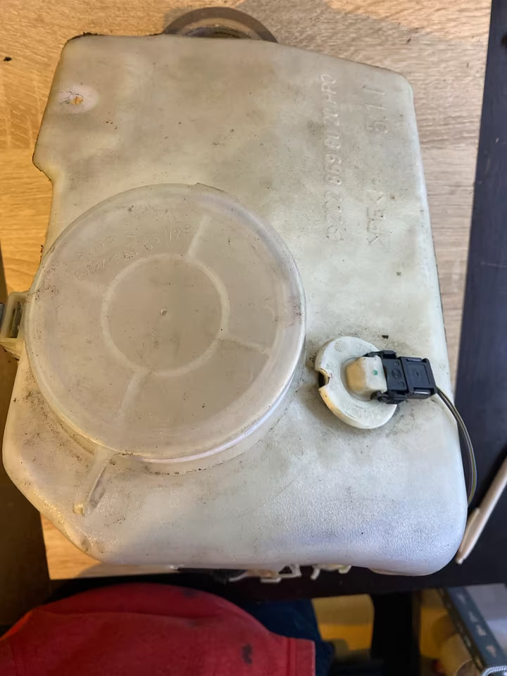 Mercedes W202 Wischwasserbehälter 2028690020HPO