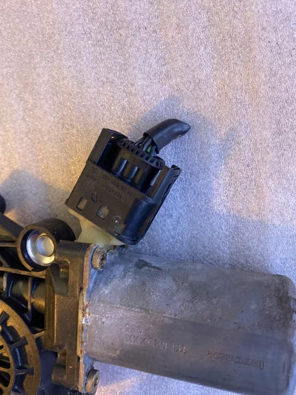Mercedes W210 Fensterheber Motor links vorne 0130821708