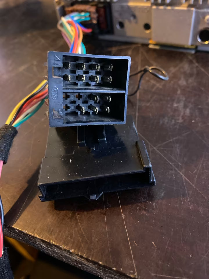 LG Autoradio mit CD Player