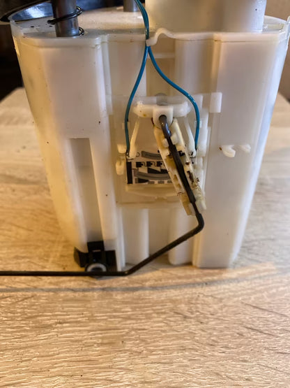 Mercedes W901 Kraftstoffgeber VDO 9015421317 95-00