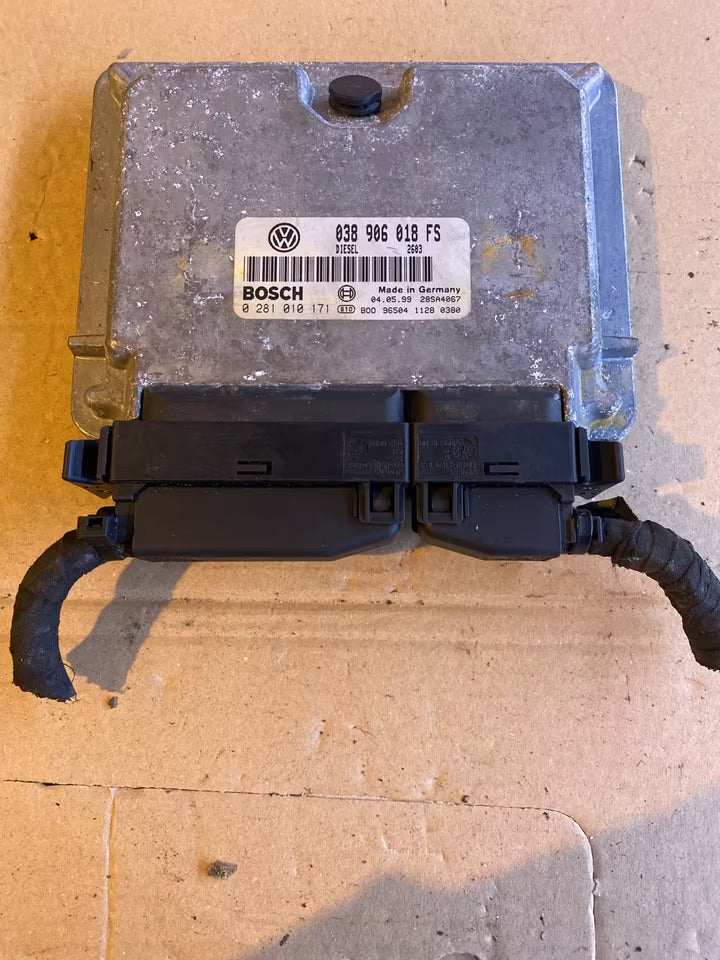 VW Passat 3B 1.9TDI Motorsteuergerät 038906018FS 0281010171