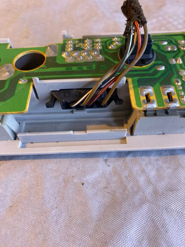 VW Innenraumleuchte 357947111C