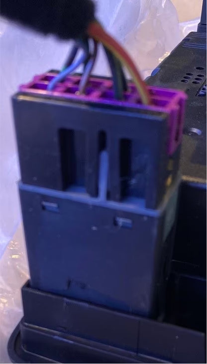 VW Passat 3B Schalter mit Stecker