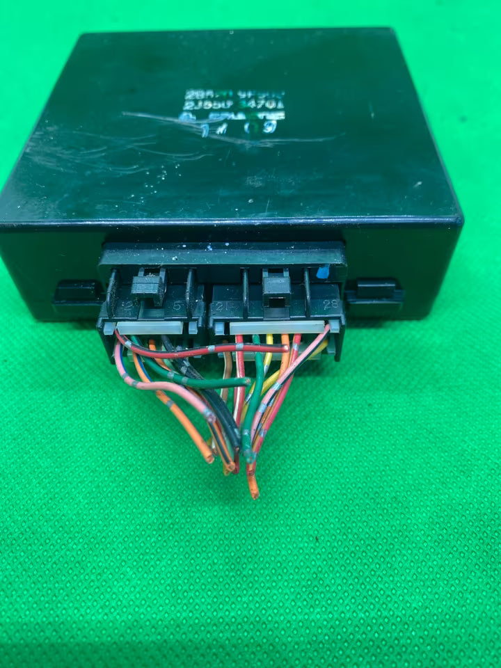 Nissan Primera P11 Steuergerät Klima 28520 9F500, 2J550 34701