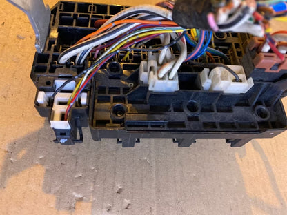 Nissan Micra 11 Relaikasten 243110E000 72404047