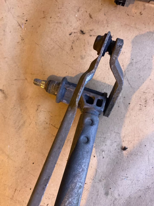 VW T4 Scheibenwischergestänge mit Motor 701955113B
