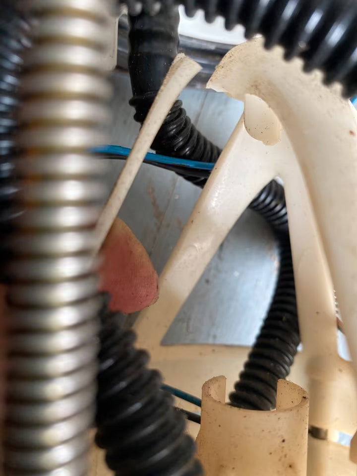 Renault Master II 1999 Kraftstoffpumpe im Tank 8200096476B Diesel