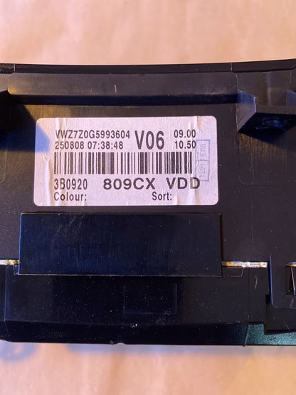 Original VW Passat 3BG 1,9 TDI Tacho Kombiinstrument 3B0920809