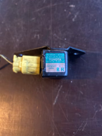 Toyota Yaris MK1 Türaufprallsensor Rechts 89865-52010