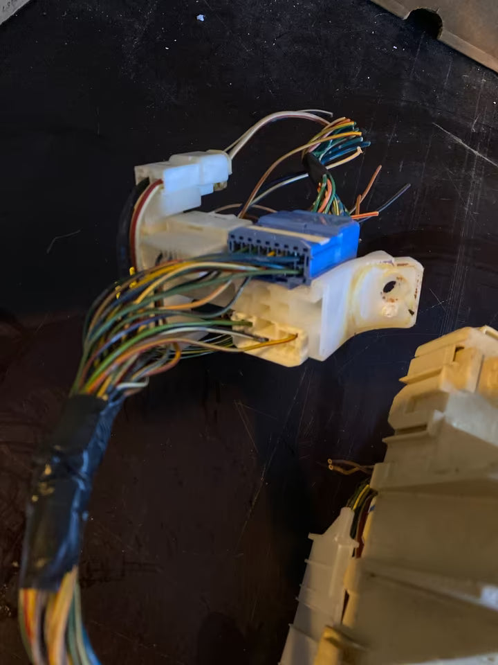 Sicherungskasten Zentralelektrikbox Toyota Yaris P1 82730-0D020-A