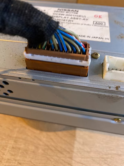 Nissan Almera Tino Display 28090BU706 CC5W-4001H