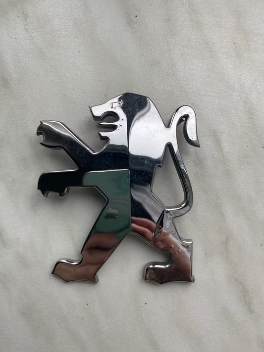 Renault 207 Kofferraum Emblem 9680294780