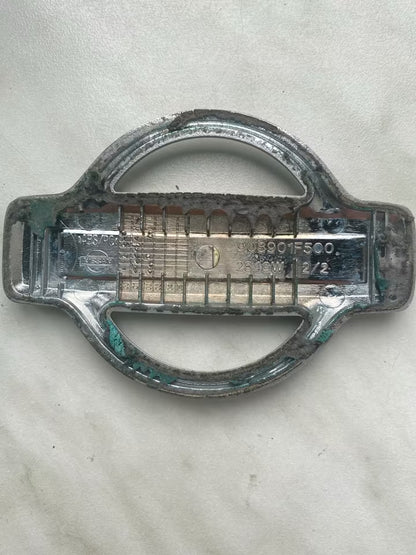 Nissan Micra Heck Emblem 99-03