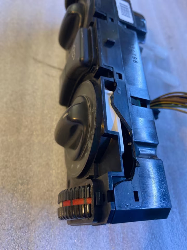 Mercedes W210 Klimabedienung 2108300185