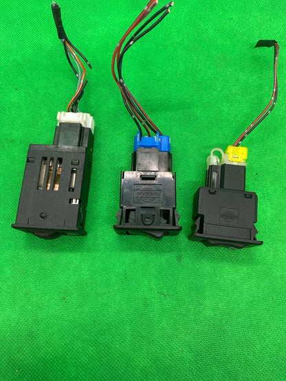 Nissan Primera P11 Schalter