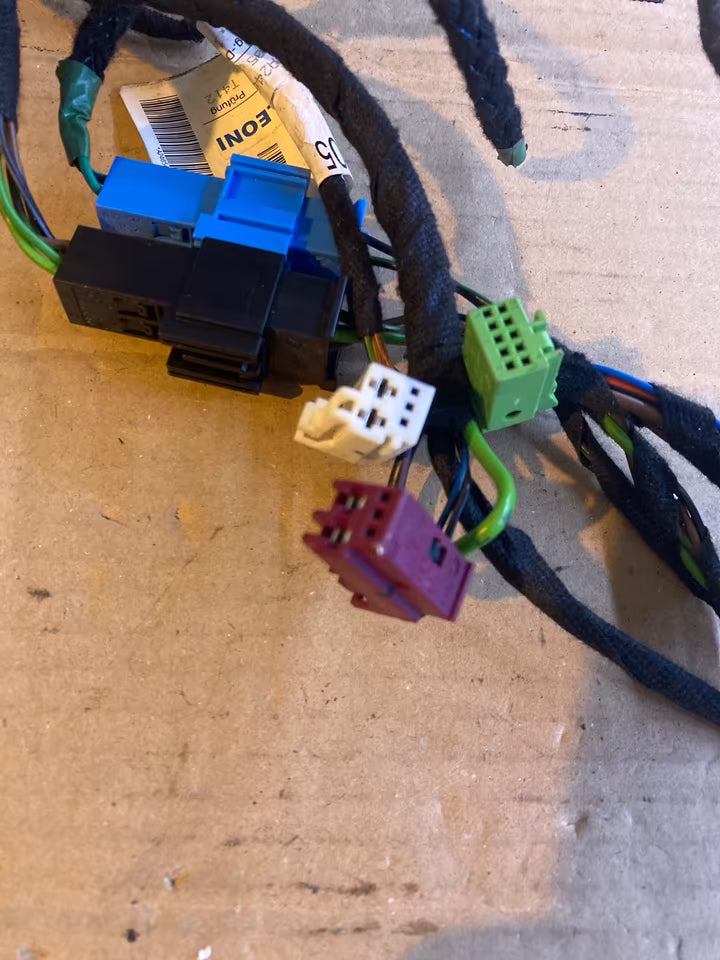 Mercedes W246 Stecker Verkabelung Tür vorne links