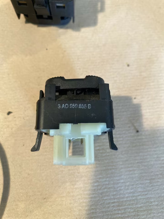VW Fensterheberschalter 3A0959855B Passat Golf T4