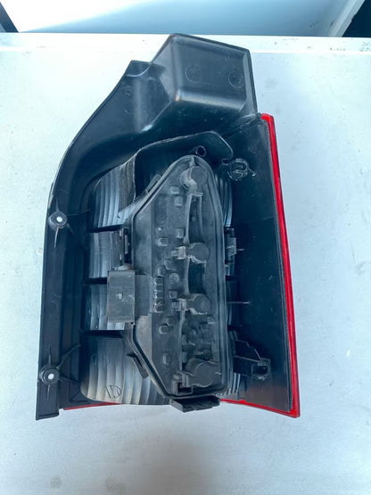 VW T5 Rücklicht 7H5945257 A Links