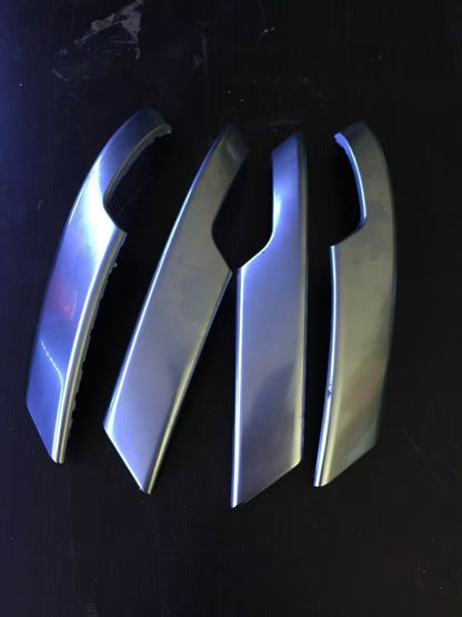 Nissan Primera P12 Türblenden innen 4x 80676BA000& 80677BA000