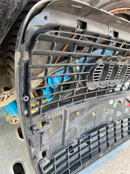 Audi A6 4F Kühlergrill 4F0853651