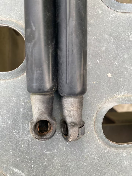 Audi A4 B6 Avant Kofferraumklappe Gasfedern