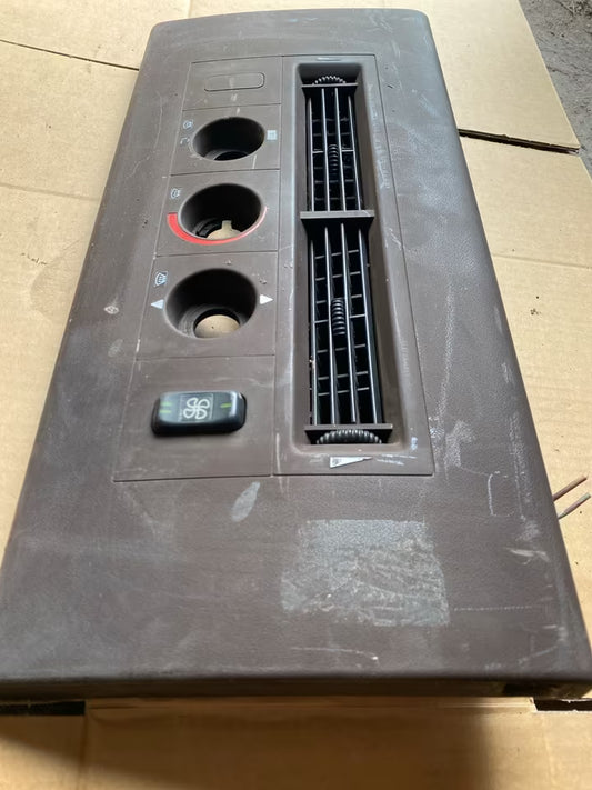 Mercedes 507 D Mittelkonsole 6736880008