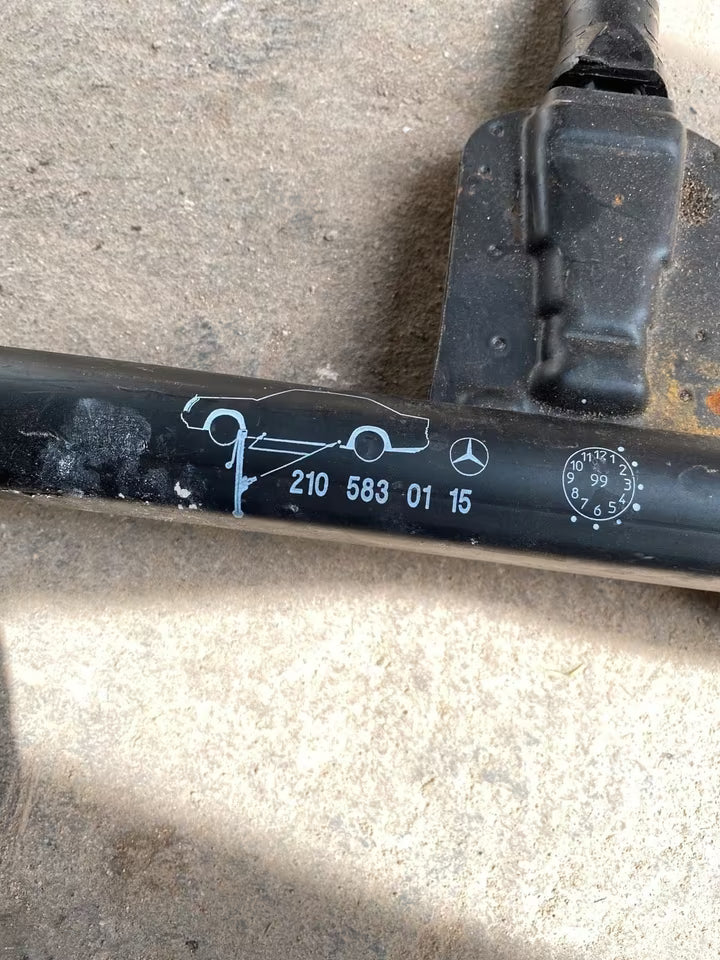 Mercedes W210 Wagenheber 2105830115