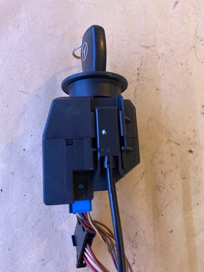 Mercedes W203 Zündschalter Schloss 2095450508 A2095450508 Q6