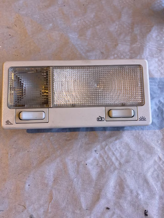 VW Innenraumleuchte 357947111C