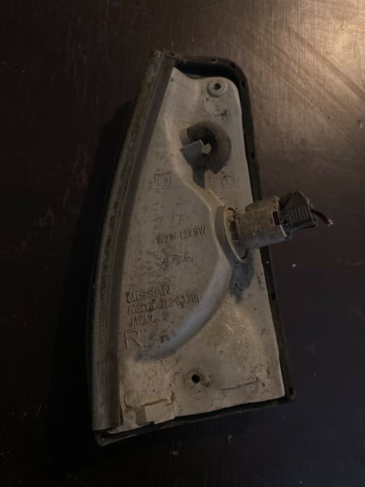 Nissan Micra k10 Blinker Rechts 21263301
