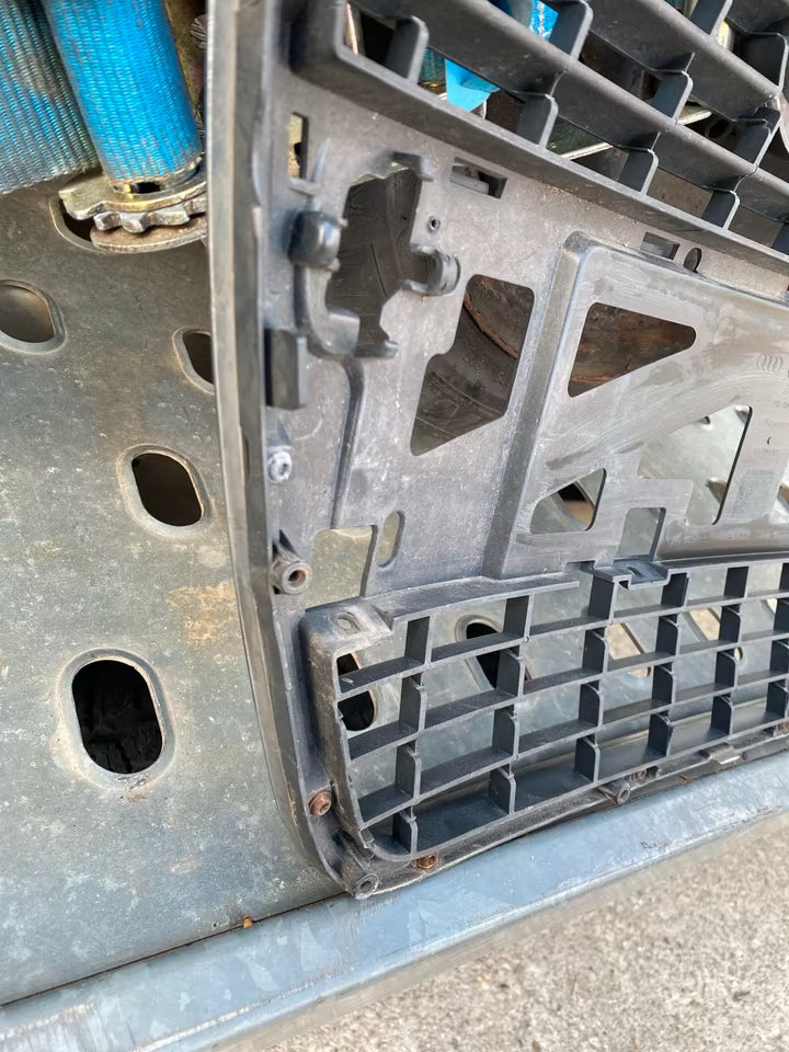 Audi A6 4F Kühlergrill 4F0853651