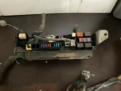 Toyota Corolla Verso E12 Sicherungskasten