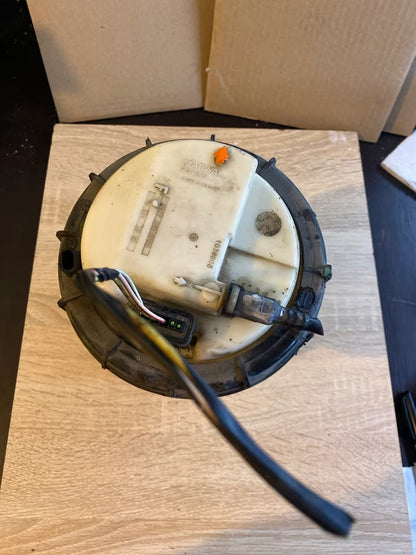Citroen C5 C4 Kraftstoffpumpe Benzin 9632672080