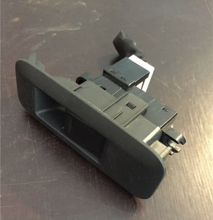 Nissan Primera P12 Schalter Fensterheber rechts 25411AV600