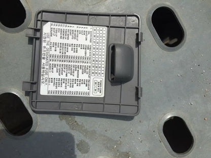 Hyundai H1 Travel Bj 2008-Relaikasten Blende