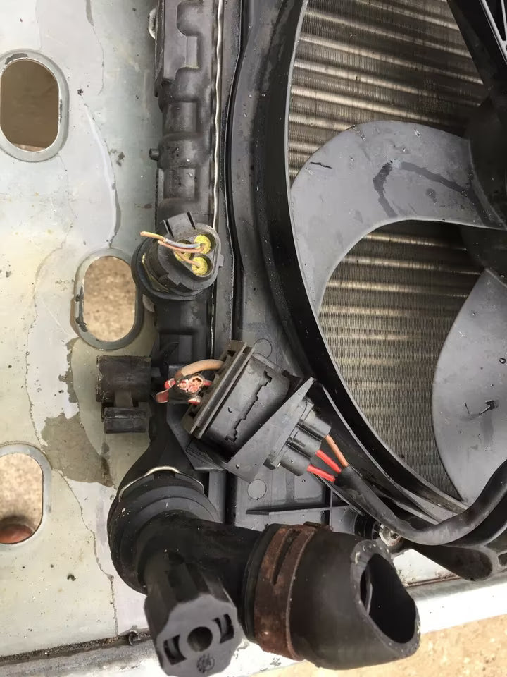 Skoda Fabia 1,4 er Motorkühler Kühler-Gebläse