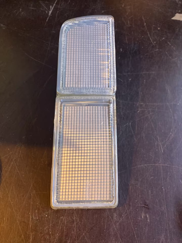 VW Golf 3 084411609LF Reflektoren