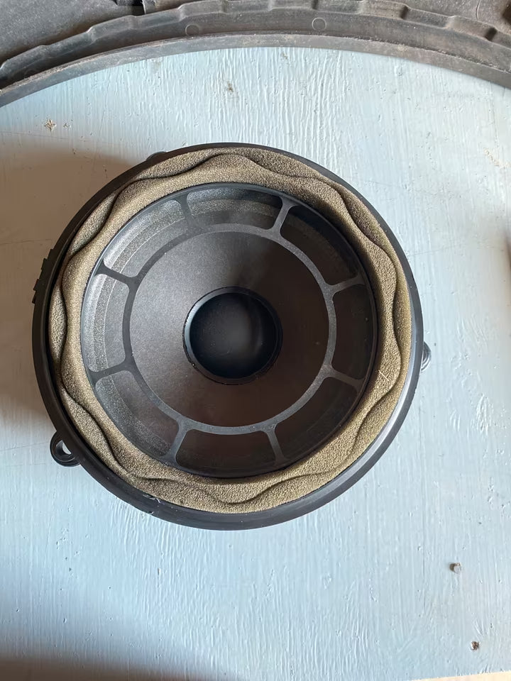 Mercedes W203 Türlautsprecher Vorne A2038201102