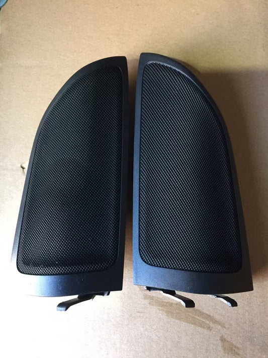 W246 B200 Lautsprecher links und rechts