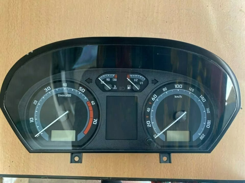 Skoda Fabia 1.4 Tacho Tachometer 6Y0920883L B41