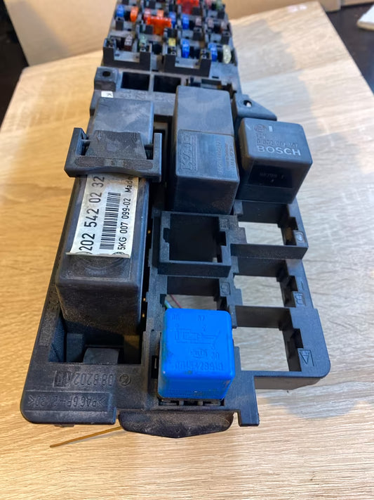 Mercedes W202 Sicherungskasten Sicherung A2025455240