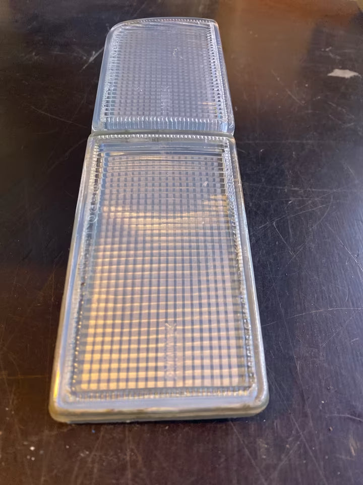 VW Golf 3 084411609LF Reflektoren