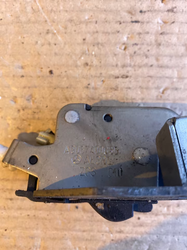 Mercedes W906 A9067400035 Türschloss hinten oben