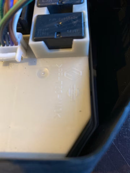 Renault Clio 3 Zentralelektronik 8200314276