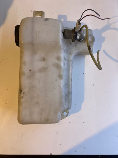 Fiat Ducato 290 Wischwasserbehälter inkl. Pumpe