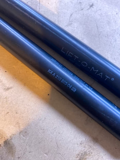 Mercedes EKlasse Gasdruckfedern Motorhaube A2108800429