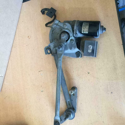 Mercedes A Klasse Scheibenwischergestänge mit Motor 404388 12V