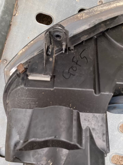 VW Golf 5 Frontscheinwerfer rechts